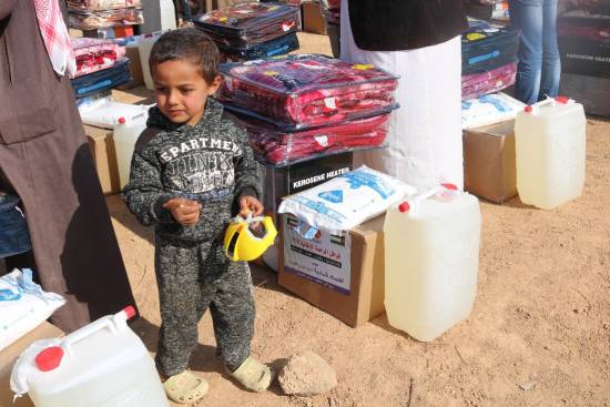 الرحمة العالمية تسيّر قافلة إغاثية لـ500 أسرة سورية في الأردن